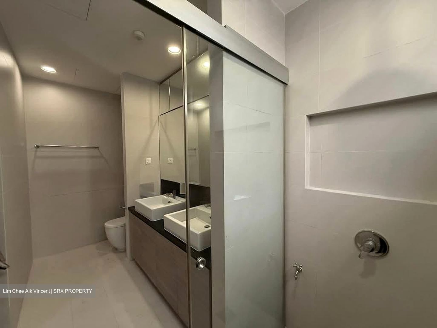 East Coast Road (D15), Terrace #533402331
